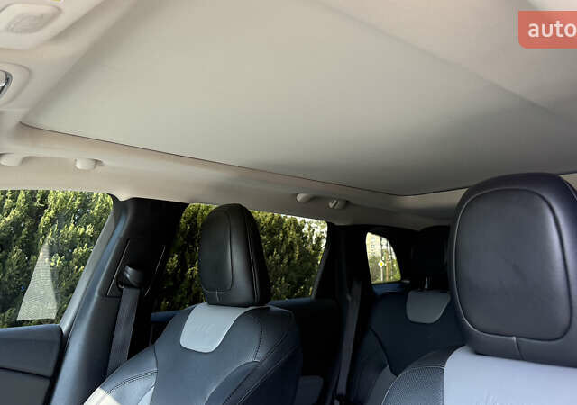 Джип Чероки 2014 в Днепре (Днепропетровске) на Automoto.ua Белый Джип Чероки, объемом двигателя 2.36 л и пробегом 359 тыс. км за 13300 $, фото 16 на Automoto.ua