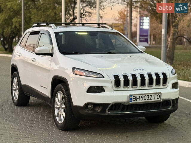 Білий Джип Cherokee, об'ємом двигуна 3.2 л та пробігом 135 тис. км за 12300 $, фото 2 на Automoto.ua