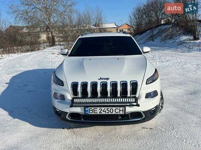 Білий Джип Cherokee, об'ємом двигуна 3.24 л та пробігом 146 тис. км за 16700 $, фото 7 на Automoto.ua