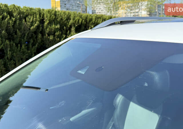 Джип Чероки 2014 в Днепре (Днепропетровске) на Automoto.ua Белый Джип Чероки, объемом двигателя 2.36 л и пробегом 359 тыс. км за 13300 $, фото 18 на Automoto.ua