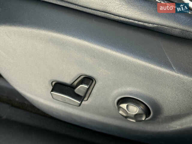 Білий Джип Cherokee, об'ємом двигуна 3.2 л та пробігом 135 тис. км за 12300 $, фото 16 на Automoto.ua