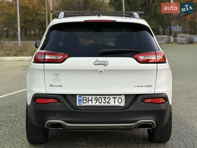 Білий Джип Cherokee, об'ємом двигуна 3.2 л та пробігом 135 тис. км за 12300 $, фото 7 на Automoto.ua