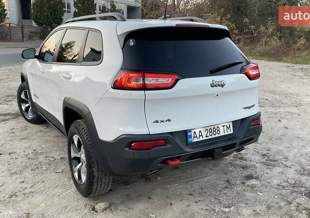 Білий Джип Cherokee, об'ємом двигуна 3.2 л та пробігом 154 тис. км за 15350 $, фото 15 на Automoto.ua