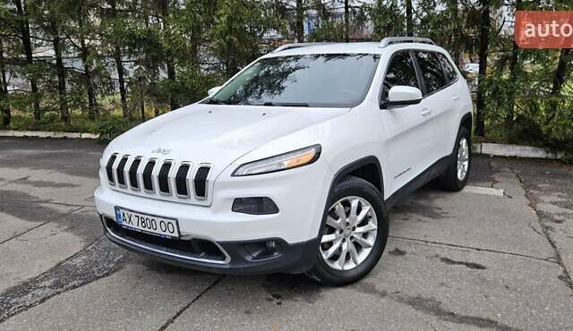 Білий Джип Cherokee, об'ємом двигуна 2.4 л та пробігом 161 тис. км за 15400 $, фото 1 на Automoto.ua