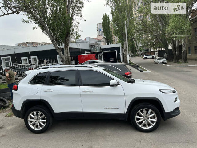 Білий Джип Cherokee, об'ємом двигуна 2 л та пробігом 125 тис. км за 18600 $, фото 6 на Automoto.ua