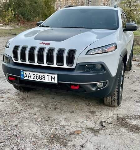 Білий Джип Cherokee, об'ємом двигуна 3.2 л та пробігом 154 тис. км за 15350 $, фото 1 на Automoto.ua