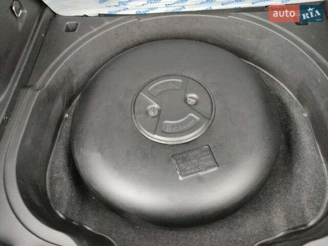 Белый Джип Чероки, объемом двигателя 3.2 л и пробегом 70 тыс. км за 21500 $, фото 49 на Automoto.ua