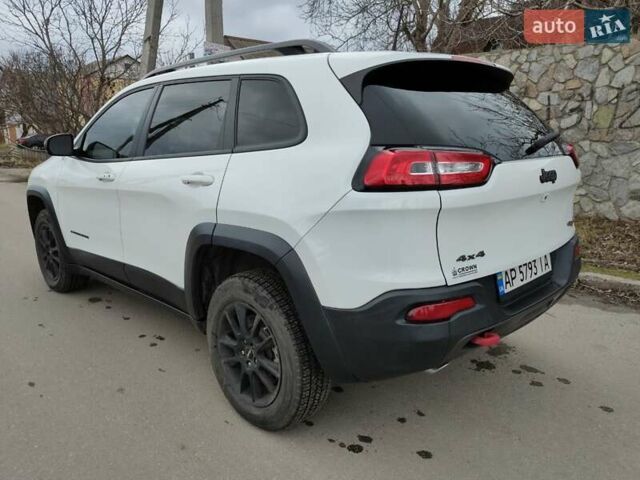 Білий Джип Cherokee, об'ємом двигуна 3.2 л та пробігом 70 тис. км за 21500 $, фото 44 на Automoto.ua
