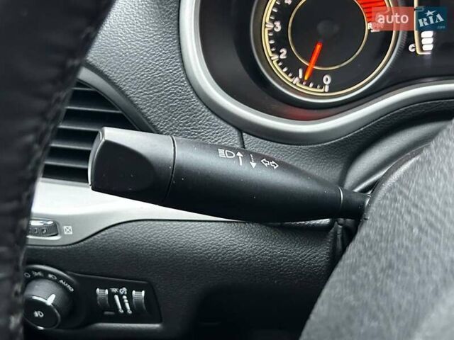 Белый Джип Чероки, объемом двигателя 3.24 л и пробегом 101 тыс. км за 16490 $, фото 15 на Automoto.ua