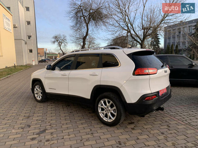 Білий Джип Cherokee, об'ємом двигуна 2.36 л та пробігом 297 тис. км за 9650 $, фото 9 на Automoto.ua