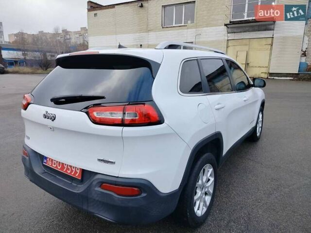 Белый Джип Чероки, объемом двигателя 0 л и пробегом 189 тыс. км за 11700 $, фото 8 на Automoto.ua