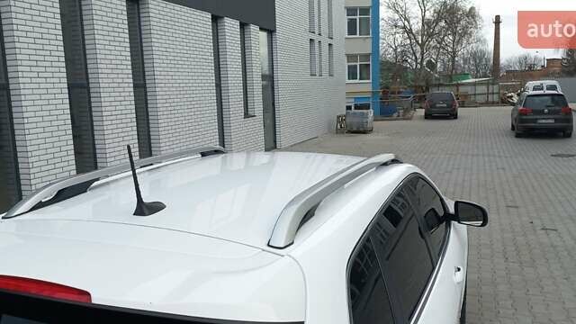 Білий Джип Cherokee, об'ємом двигуна 2.4 л та пробігом 221 тис. км за 12550 $, фото 6 на Automoto.ua