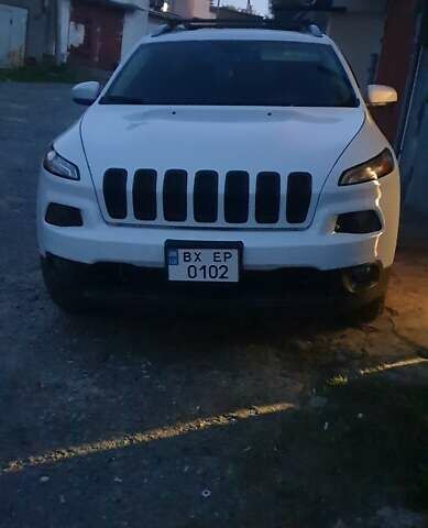 Джип Cherokee 2015 у Хмельницькому на Automoto.ua Білий Джип Cherokee, об'ємом двигуна 3.24 л та пробігом 202 тис. км за 14500 $, фото 15 на Automoto.ua