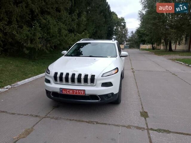 Білий Джип Cherokee, об'ємом двигуна 2.4 л та пробігом 201 тис. км за 11200 $, фото 5 на Automoto.ua