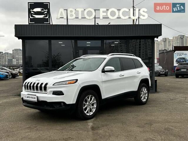 Белый Джип Чероки, объемом двигателя 3.24 л и пробегом 101 тыс. км за 16490 $, фото 3 на Automoto.ua