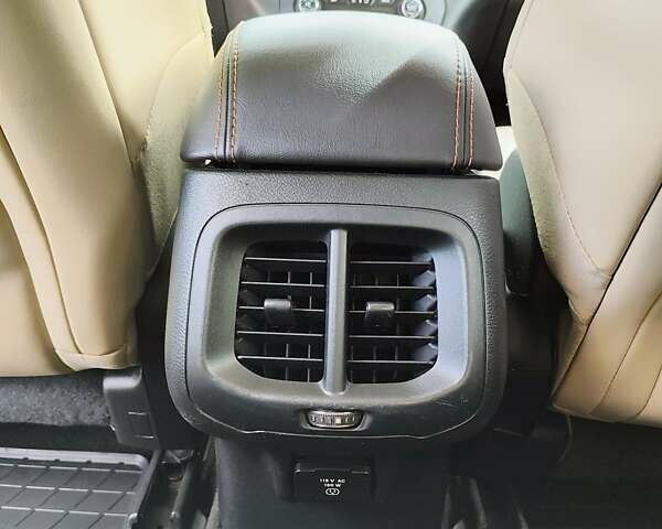 Джип Cherokee 2015 у Києві на Automoto.ua Білий Джип Cherokee, об'ємом двигуна 3.24 л та пробігом 148 тис. км за 13800 $, фото 26 на Automoto.ua