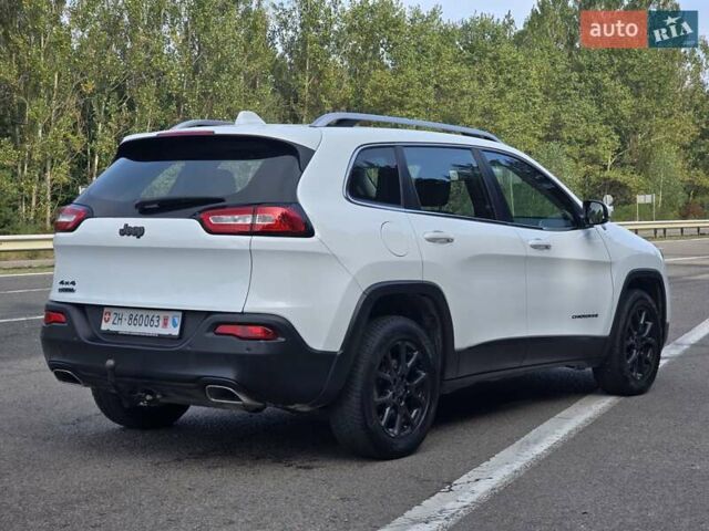 Белый Джип Чероки, объемом двигателя 2.2 л и пробегом 148 тыс. км за 15999 $, фото 4 на Automoto.ua