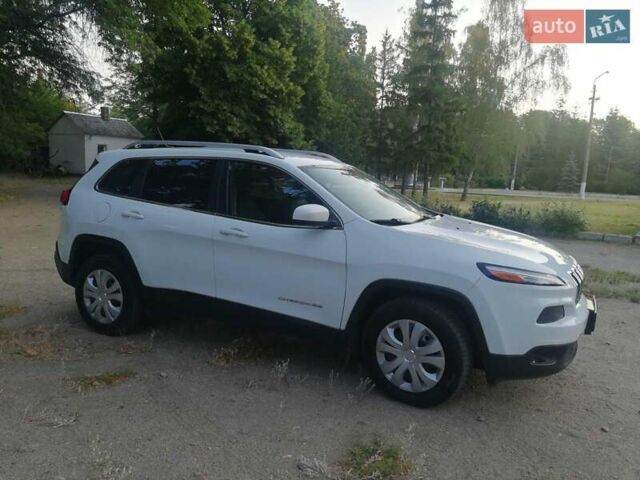 Білий Джип Cherokee, об'ємом двигуна 2.4 л та пробігом 202 тис. км за 12200 $, фото 7 на Automoto.ua