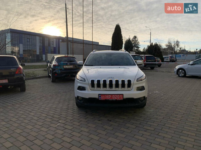 Білий Джип Cherokee, об'ємом двигуна 2.36 л та пробігом 297 тис. км за 9650 $, фото 16 на Automoto.ua