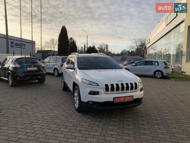Білий Джип Cherokee, об'ємом двигуна 2.36 л та пробігом 297 тис. км за 9650 $, фото 2 на Automoto.ua