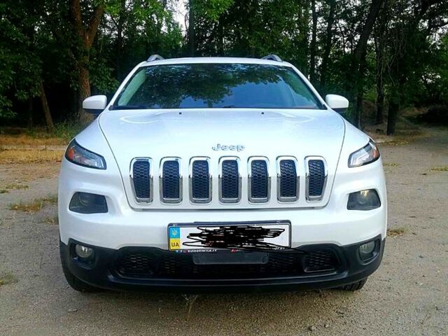 Білий Джип Cherokee, об'ємом двигуна 2.4 л та пробігом 202 тис. км за 12200 $, фото 2 на Automoto.ua