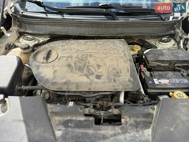 Білий Джип Cherokee, об'ємом двигуна 3.24 л та пробігом 175 тис. км за 16000 $, фото 29 на Automoto.ua