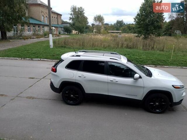 Білий Джип Cherokee, об'ємом двигуна 2.4 л та пробігом 201 тис. км за 11200 $, фото 3 на Automoto.ua