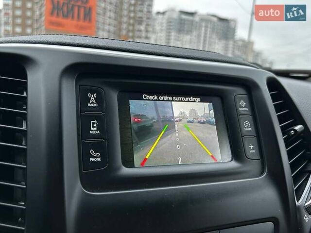 Белый Джип Чероки, объемом двигателя 3.24 л и пробегом 101 тыс. км за 16490 $, фото 23 на Automoto.ua