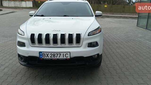 Білий Джип Cherokee, об'ємом двигуна 2.4 л та пробігом 221 тис. км за 12550 $, фото 2 на Automoto.ua