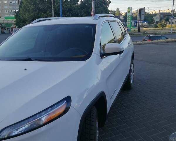 Білий Джип Cherokee, об'ємом двигуна 2.4 л та пробігом 202 тис. км за 12200 $, фото 69 на Automoto.ua