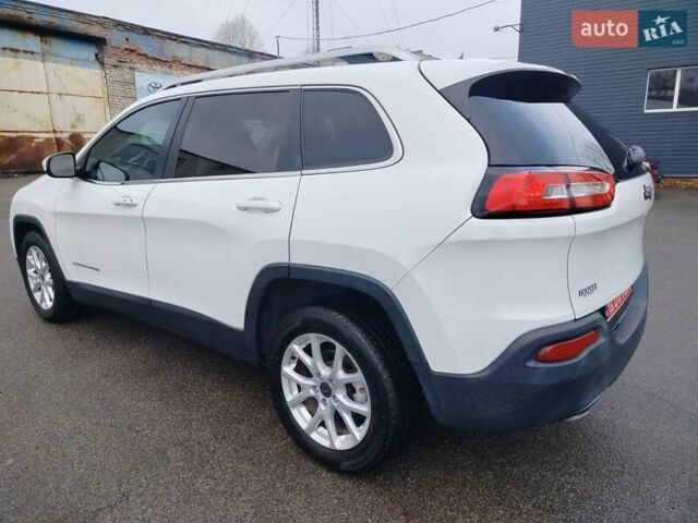 Белый Джип Чероки, объемом двигателя 0 л и пробегом 189 тыс. км за 11700 $, фото 12 на Automoto.ua