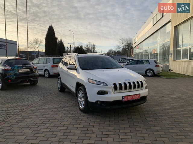 Білий Джип Cherokee, об'ємом двигуна 2.36 л та пробігом 297 тис. км за 9650 $, фото 1 на Automoto.ua
