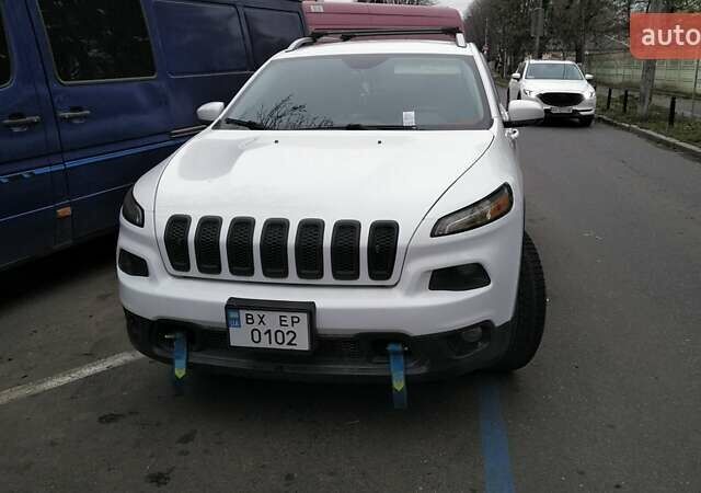 Джип Cherokee 2015 у Хмельницькому на Automoto.ua Білий Джип Cherokee, об'ємом двигуна 3.24 л та пробігом 202 тис. км за 14500 $, фото 2 на Automoto.ua