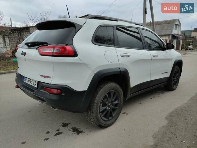 Белый Джип Чероки, объемом двигателя 3.2 л и пробегом 70 тыс. км за 21500 $, фото 43 на Automoto.ua
