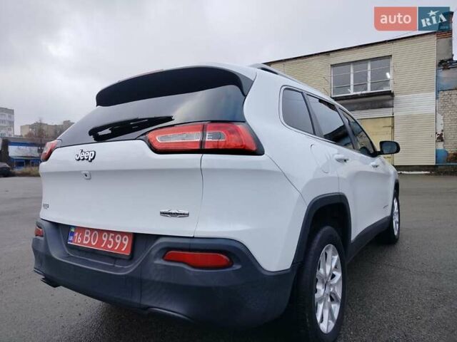 Белый Джип Чероки, объемом двигателя 0 л и пробегом 189 тыс. км за 11700 $, фото 14 на Automoto.ua