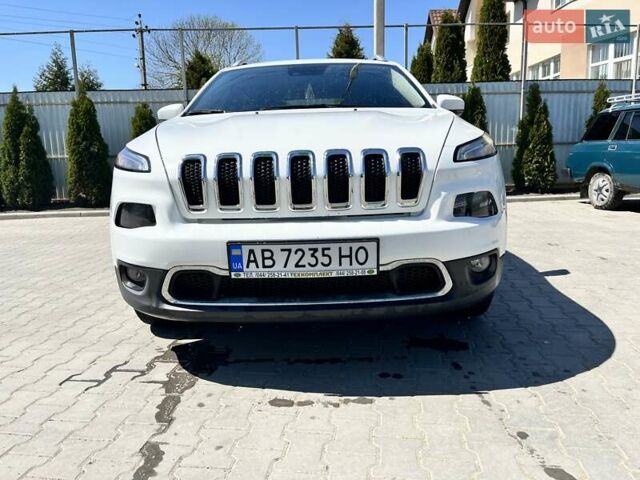 Білий Джип Cherokee, об'ємом двигуна 2.36 л та пробігом 121 тис. км за 14500 $, фото 9 на Automoto.ua