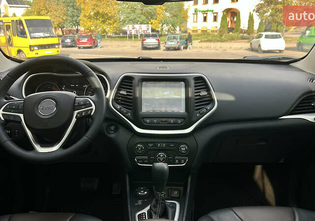 Белый Джип Чероки, объемом двигателя 2.18 л и пробегом 80 тыс. км за 18200 $, фото 34 на Automoto.ua
