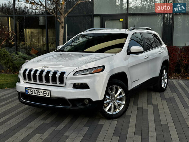 Білий Джип Cherokee, об'ємом двигуна 2.36 л та пробігом 155 тис. км за 13900 $, фото 4 на Automoto.ua