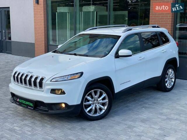 Білий Джип Cherokee, об'ємом двигуна 2.36 л та пробігом 187 тис. км за 13490 $, фото 3 на Automoto.ua