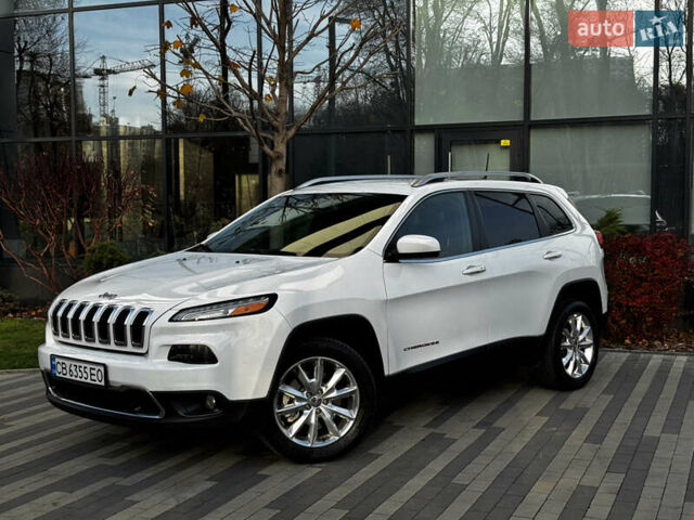 Білий Джип Cherokee, об'ємом двигуна 2.36 л та пробігом 155 тис. км за 13900 $, фото 6 на Automoto.ua