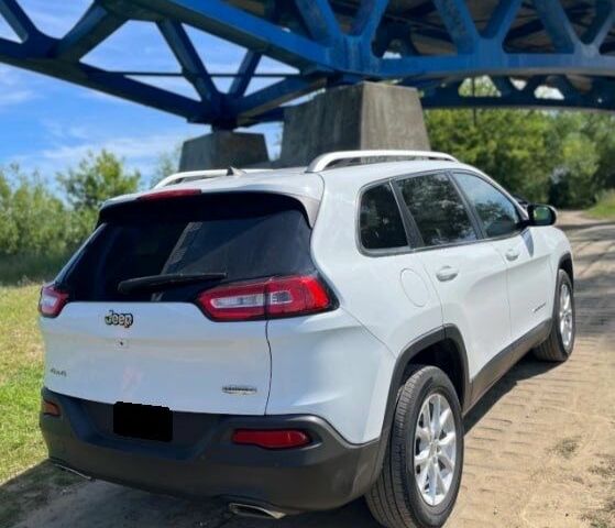 Белый Джип Чероки, объемом двигателя 3.2 л и пробегом 129 тыс. км за 10000 $, фото 6 на Automoto.ua