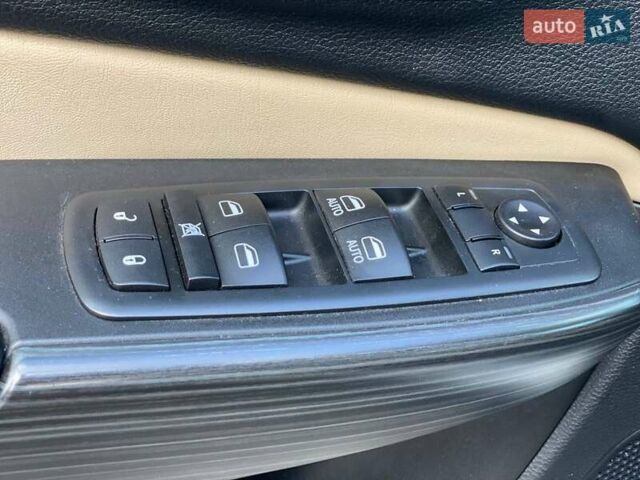 Білий Джип Cherokee, об'ємом двигуна 2.36 л та пробігом 187 тис. км за 13490 $, фото 22 на Automoto.ua