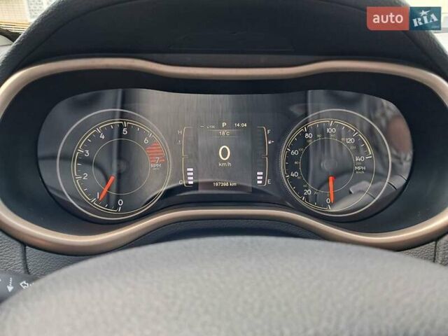 Білий Джип Cherokee, об'ємом двигуна 2.36 л та пробігом 197 тис. км за 12899 $, фото 33 на Automoto.ua