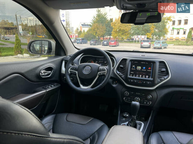 Белый Джип Чероки, объемом двигателя 2.18 л и пробегом 80 тыс. км за 18200 $, фото 32 на Automoto.ua