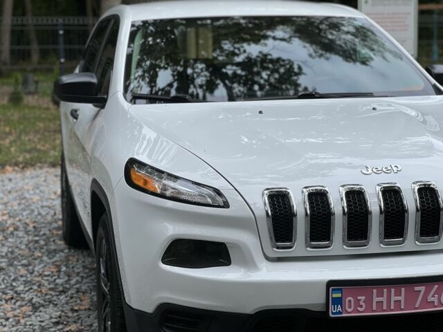 Білий Джип Cherokee, об'ємом двигуна 2.4 л та пробігом 165 тис. км за 11999 $, фото 4 на Automoto.ua