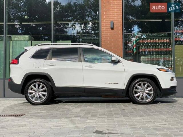 Білий Джип Cherokee, об'ємом двигуна 2.36 л та пробігом 187 тис. км за 13490 $, фото 9 на Automoto.ua