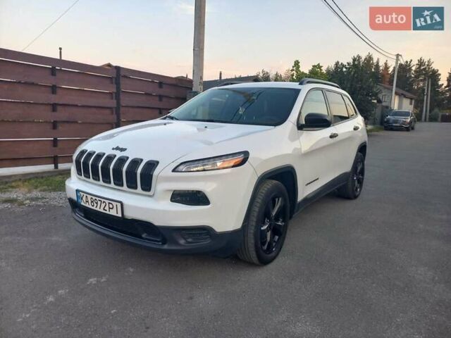 Белый Джип Чероки, объемом двигателя 3.24 л и пробегом 142 тыс. км за 13500 $, фото 23 на Automoto.ua