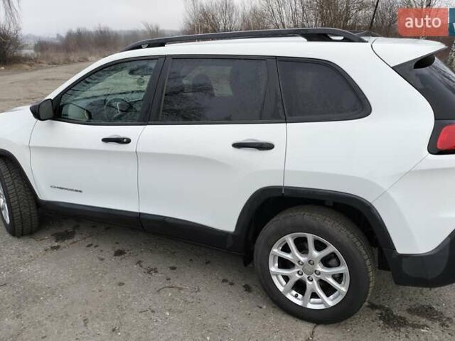 Білий Джип Cherokee, об'ємом двигуна 2.36 л та пробігом 149 тис. км за 14900 $, фото 2 на Automoto.ua