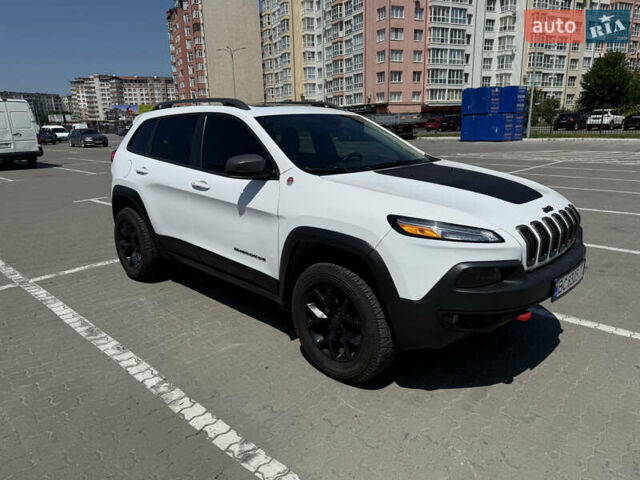 Білий Джип Cherokee, об'ємом двигуна 3.24 л та пробігом 163 тис. км за 15200 $, фото 1 на Automoto.ua