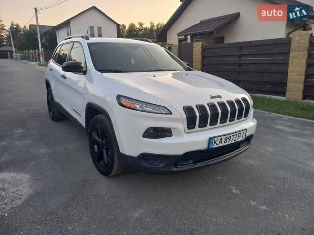 Белый Джип Чероки, объемом двигателя 3.24 л и пробегом 142 тыс. км за 13500 $, фото 40 на Automoto.ua